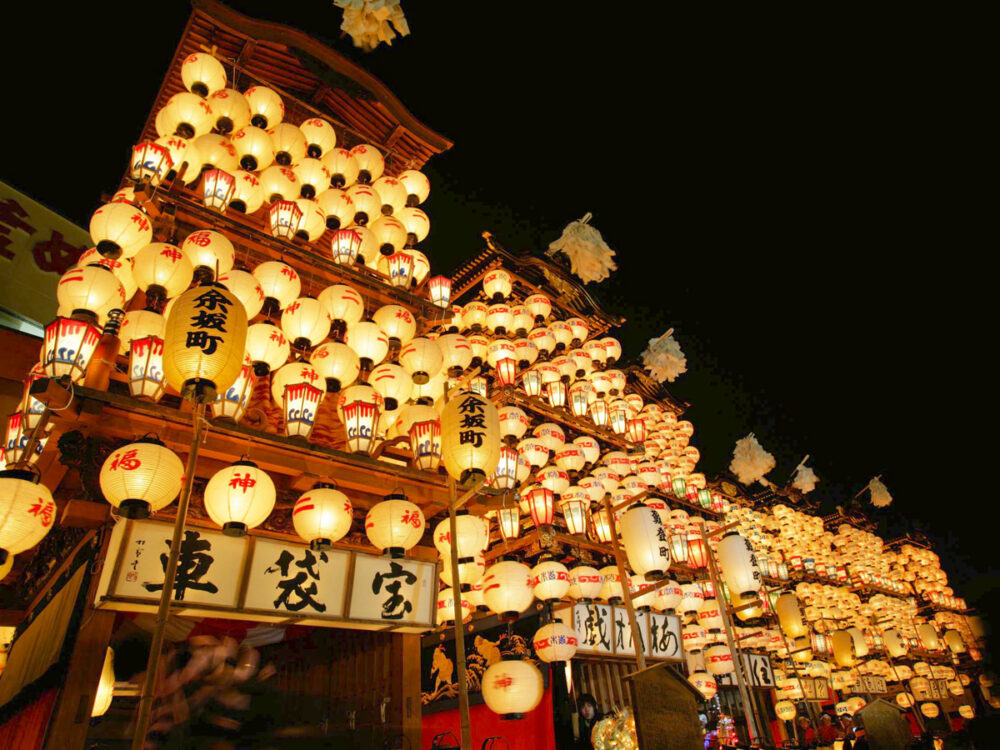 【愛知．犬山】春季限定「犬山祭」開催！走訪日本最古老「犬山城」，賞櫻、神社祈福、復古商店街一日散策