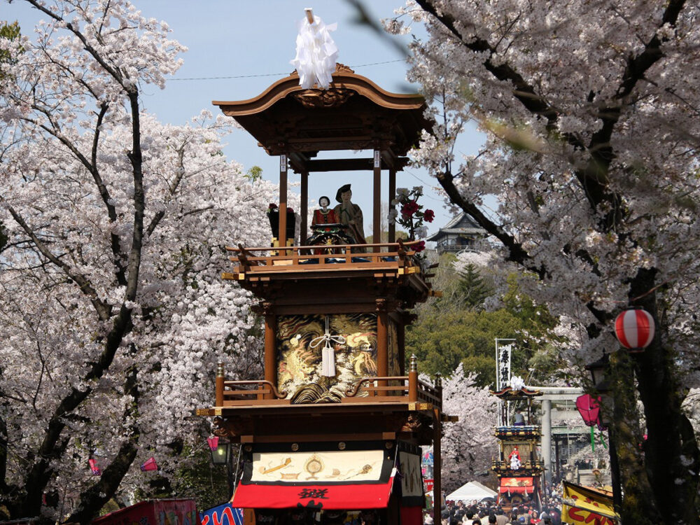【愛知．犬山】春季限定「犬山祭」開催！走訪日本最古老「犬山城」，賞櫻、神社祈福、復古商店街一日散策