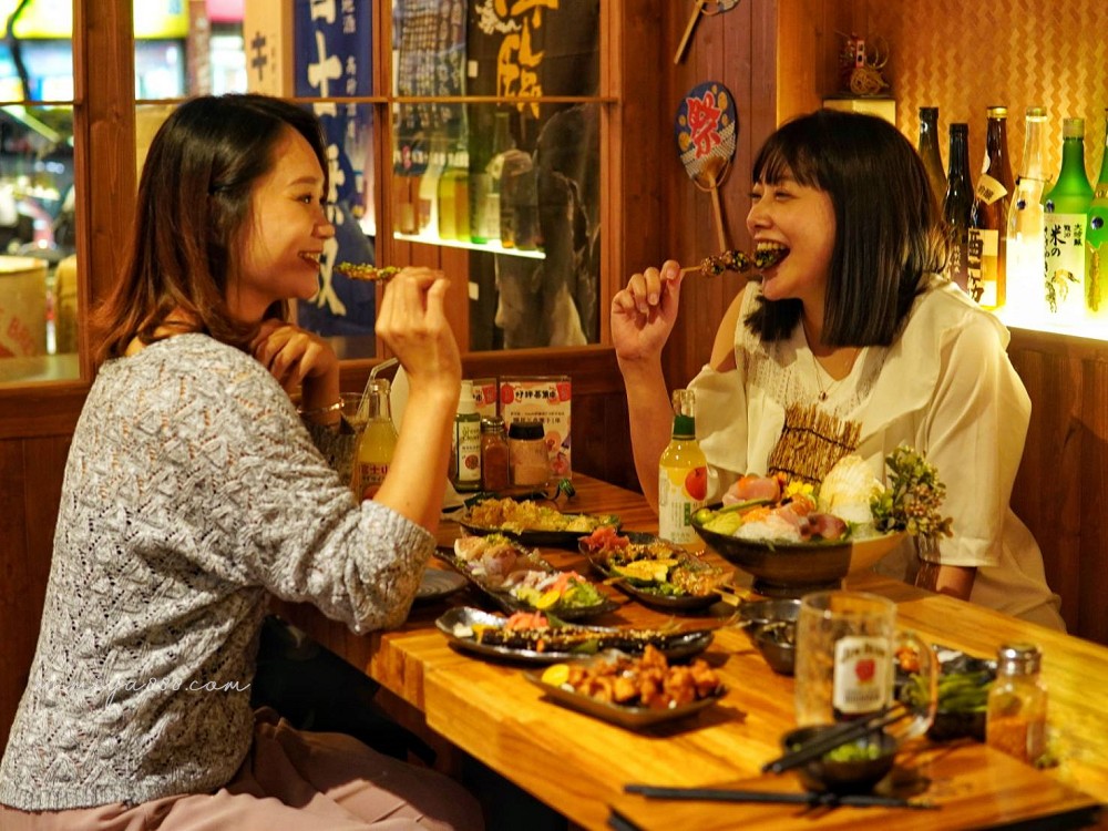 【新北美食】隱居いざかや江子翠店｜滿滿日式氛圍深夜食堂，平價消費就能吃到山珍海味